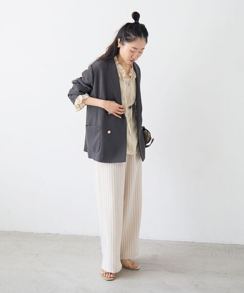 le.coeur blanc（ルクールブラン）の「メッシュダブルブレストジャケット（その他アウター・レディース・ベージュ/ネイビー/ダークグレー・38）」の6枚目の写真