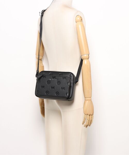 MICHAEL KORS(マイケルコース)の「EW FLIGHT BAG Crossbody(ショルダーバッグ・メンズ・ブラック・FREE)」の5枚目の写真