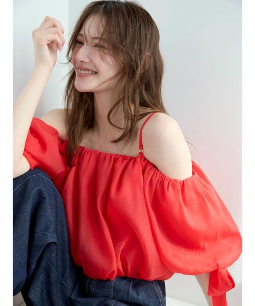 dazzlin(ダズリン)の「2WAYバリエバルーンブラウス(シャツ/ブラウス・レディース・その他1/オフホワイト/レッド/ブラック/ブルー・FREE)」の6枚目の写真