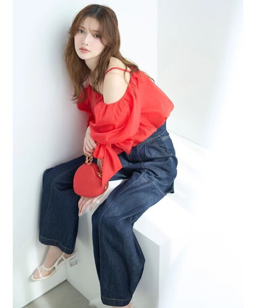 dazzlin(ダズリン)の「2WAYバリエバルーンブラウス(シャツ/ブラウス・レディース・その他1/オフホワイト/レッド/ブラック/ブルー・FREE)」の11枚目の写真