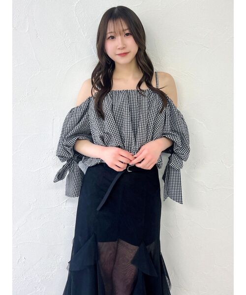 dazzlin（ダズリン）の「2WAYバリエバルーンブラウス（シャツ/ブラウス・レディース・その他1/オフホワイト/レッド/ブラック/ブルー・FREE）」の19枚目の写真
