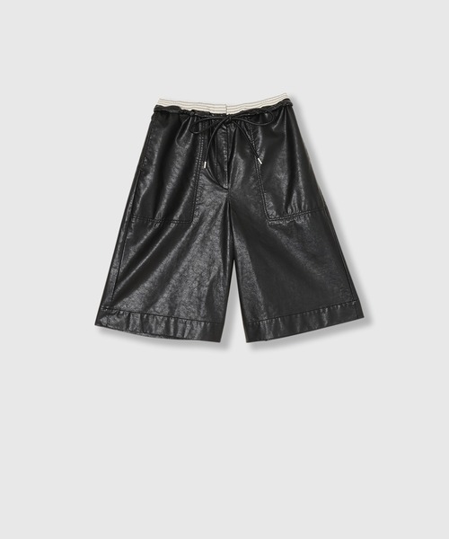 THINGS THAT MATTER（シングス ザット マター）の「FAUX LEATHER BERMUDA PANTS / フェイク レザ バミューダ パンツ（その他パンツ・レディース・ブラック/ブラウン・FREE）」の7枚目の写真