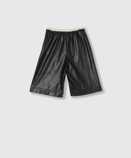 THINGS THAT MATTER（シングス ザット マター）の「FAUX LEATHER BERMUDA PANTS / フェイク レザ バミューダ パンツ（その他パンツ・レディース・ブラック/ブラウン・FREE）」の9枚目の写真