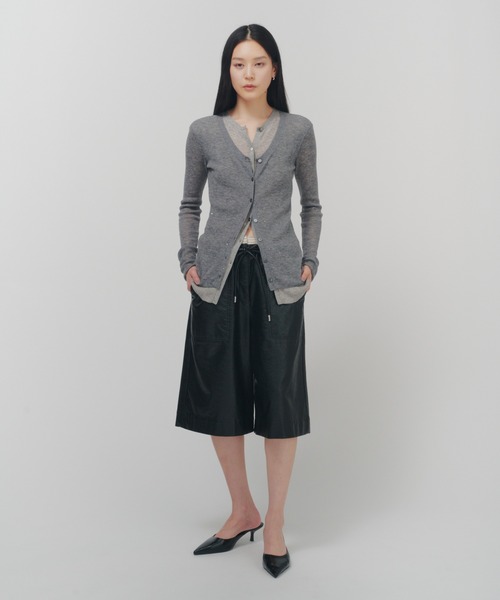 THINGS THAT MATTER（シングス ザット マター）の「FAUX LEATHER BERMUDA PANTS / フェイク レザ バミューダ パンツ（その他パンツ・レディース・ブラック/ブラウン・FREE）」の20枚目の写真