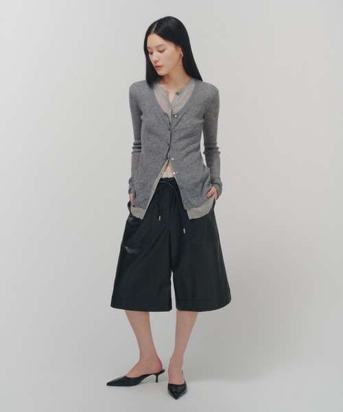 THINGS THAT MATTER（シングス ザット マター）の「FAUX LEATHER BERMUDA PANTS / フェイク レザ バミューダ パンツ（その他パンツ・レディース・ブラック/ブラウン・FREE）」の21枚目の写真