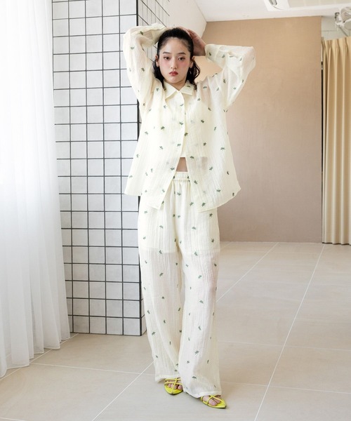 RAGEBLUE（レイジブルー）の「フラワー刺繍/シアーパンツセットアップ対応（スラックス・レディース・ブラック/ホワイト・FREE）」の4枚目の写真