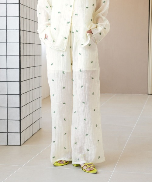 RAGEBLUE（レイジブルー）の「フラワー刺繍/シアーパンツセットアップ対応（スラックス・レディース・ブラック/ホワイト・FREE）」の6枚目の写真