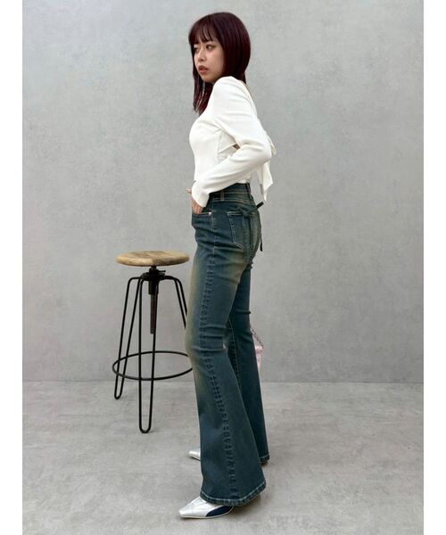 EVRIS（エヴリス）の「【XSサイズあり】バックリボンハイウエストフレアデニムパンツ（デニムパンツ・レディース・ブラック/インディゴブルー・X-SMALL/MEDIUM/SMALL）」の9枚目の写真