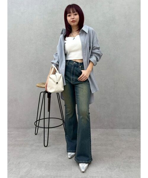 EVRIS（エヴリス）の「【XSサイズあり】バックリボンハイウエストフレアデニムパンツ（デニムパンツ・レディース・ブラック/インディゴブルー・X-SMALL/MEDIUM/SMALL）」の12枚目の写真