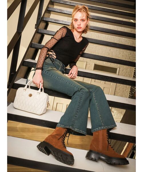 EVRIS（エヴリス）の「【XSサイズあり】バックリボンハイウエストフレアデニムパンツ（デニムパンツ・レディース・ブラック/インディゴブルー・X-SMALL/MEDIUM/SMALL）」の14枚目の写真