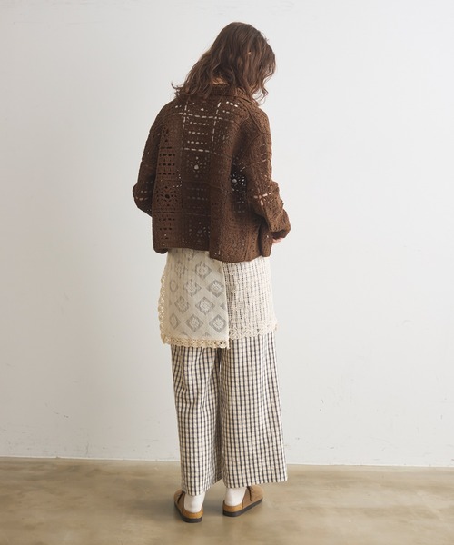 Crisp（クリスプ）の「クロシェニットシャツカーディガン（カーディガン/ボレロ・レディース・ナチュラル/ブラウン・FREE）」の10枚目の写真