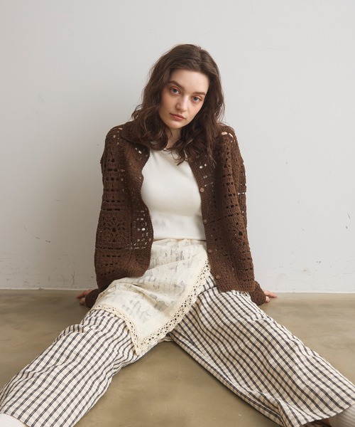 Crisp（クリスプ）の「クロシェニットシャツカーディガン（カーディガン/ボレロ・レディース・ナチュラル/ブラウン・FREE）」の11枚目の写真