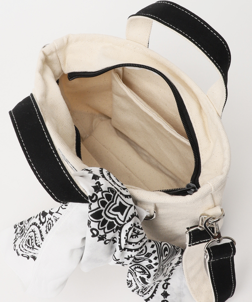 journal standard L'essage(ジャーナルスタンダードレサージュ)の「別注【THE NEWHOUSE】BABY LEON TOTE:トートバッグ(ショルダーバッグ・レディース・ブラック・FREE)」の9枚目の写真