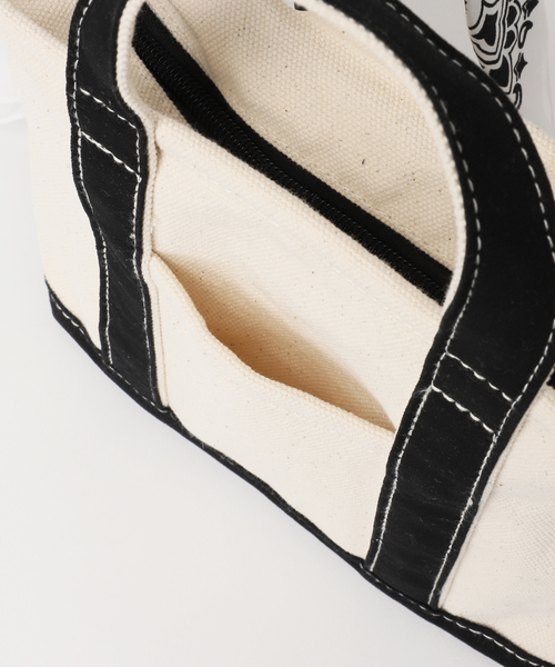 journal standard L'essage(ジャーナルスタンダードレサージュ)の「別注【THE NEWHOUSE】BABY LEON TOTE:トートバッグ(ショルダーバッグ・レディース・ブラック・FREE)」の6枚目の写真