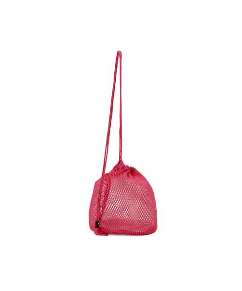 PUMA(プーマ)の「PUMA プーマ ユニセックス プーマ ドローストリングバッグ 4L(ショルダーバッグ・メンズ・サンドベージュ/ピンク系1・フリー)」の4枚目の写真