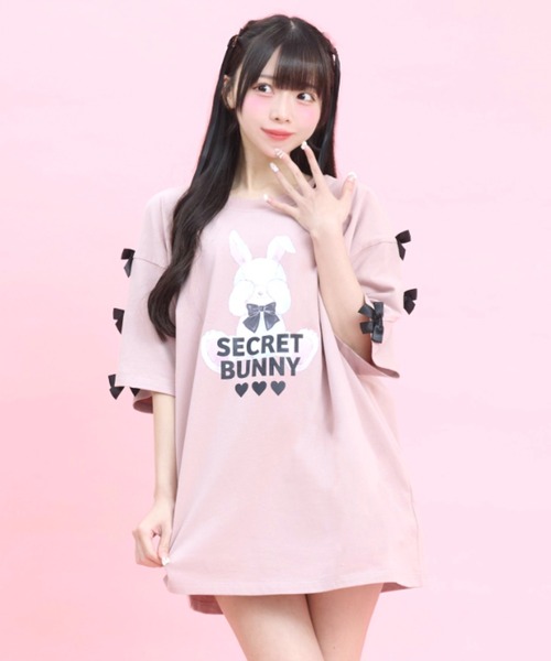 Secret Honey（シークレットハニー）の「袖スリットバニープリントTシャツ（Tシャツ/カットソー・レディース・ブラック/オフホワイト/ピンク・FREE）」の3枚目の写真