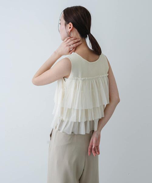 SENSE OF PLACE by URBAN RESEARCH(センスオブプレイスバイアーバンリサーチ)の「『洗濯可』ダブルジップフリルニットトップ(ニット/セーター・レディース・イエロー/ブラック/アイボリー・ONE)」の5枚目の写真