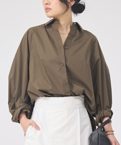 Rouge vif Anna(ルージュヴィフアンナ)の「ドルマンストレッチブロードビックシャツ(シャツ/ブラウス・レディース・カーキ/サックスブルー/オフホワイト・フリー)」の3枚目の写真