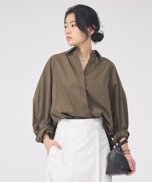 Rouge vif Anna(ルージュヴィフアンナ)の「ドルマンストレッチブロードビックシャツ(シャツ/ブラウス・レディース・カーキ/サックスブルー/オフホワイト・フリー)」の15枚目の写真