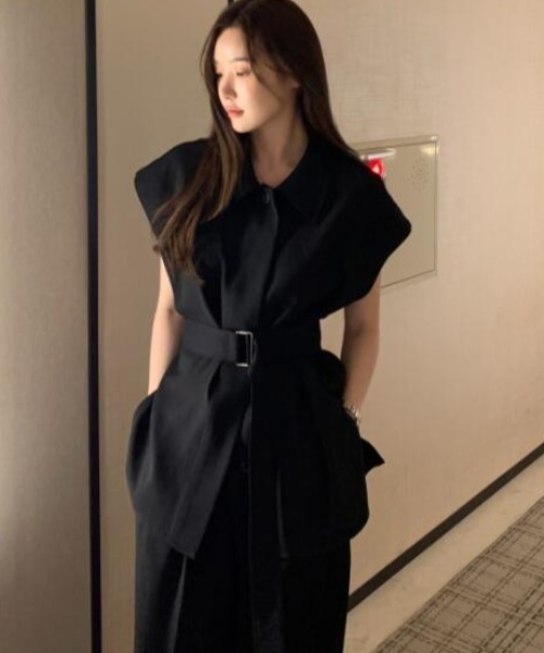 semplice（センプリチェ）の「ベルト付き シャツ ワイドパンツ セットアップ（セットアップ・レディース・ブラック/グレー/ホワイト・F）」の2枚目の写真
