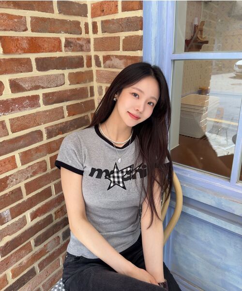MACNI(マクニ)の「SHOOTING STAR SLIM FIT T-SHIRT MELANGE(Tシャツ/カットソー・レディース・ライトグレー・FREE)」の6枚目の写真