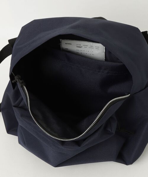 CAMIEL FORTGENS（カミエル フォートへンス）の「【CAMIEL FORTGENS】 DAYPACK（ショルダーバッグ・メンズ・ネイビー・FREE）」の9枚目の写真