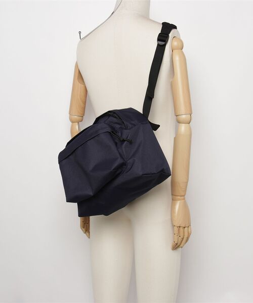 CAMIEL FORTGENS（カミエル フォートへンス）の「【CAMIEL FORTGENS】 DAYPACK（ショルダーバッグ・メンズ・ネイビー・FREE）」の10枚目の写真