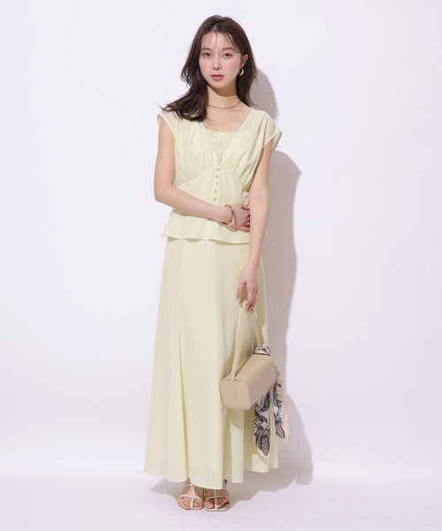 Mystrada（マイストラーダ）の「ペプラムカラーボイルワンピース（ワンピース・レディース・ライトイエロー/ブラック/ピンク・38/36/34）」の3枚目の写真