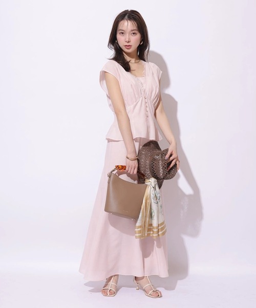 Mystrada（マイストラーダ）の「ペプラムカラーボイルワンピース（ワンピース・レディース・ライトイエロー/ブラック/ピンク・38/36/34）」の11枚目の写真