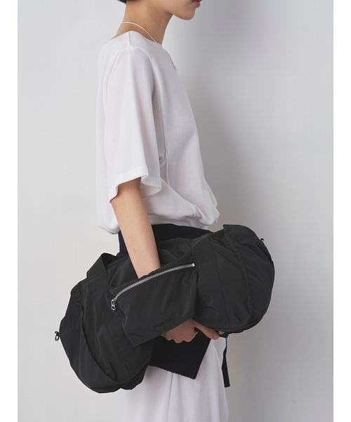MIESROHE(ミースロエ)の「【洗える】【セットアップ対応】シアー裏毛オフショルトップス(Tシャツ/カットソー・レディース・イエロー/ホワイト/ブラック・F)」の8枚目の写真