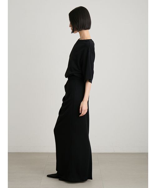 MIESROHE(ミースロエ)の「【洗える】【セットアップ対応】シアー裏毛オフショルトップス(Tシャツ/カットソー・レディース・イエロー/ホワイト/ブラック・F)」の22枚目の写真