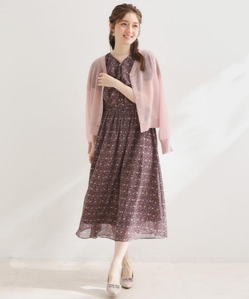 couture brooch（クチュールブローチ）の「【洗える・パール調釦】LEVITA 愛されシアーカーディガン（カーディガン/ボレロ・レディース・オフホワイト/ピンク/ライトグレー/ブラック・42/40/38/36）」の9枚目の写真