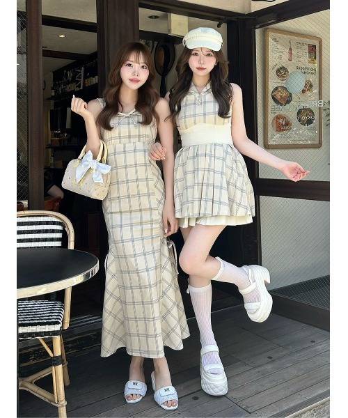 Darich(ダーリッチ)の「オープンリボンチェックロングワンピース(ワンピース・レディース・グレー/ベージュ・FREE/FS)」の4枚目の写真