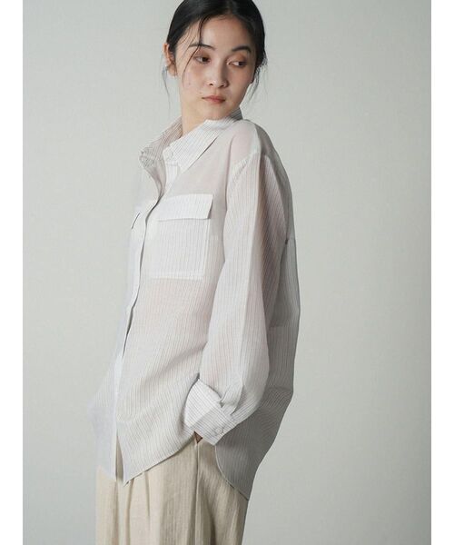 FIKA.(フィーカ)の「Sheer docking stripe shirt(シャツ/ブラウス・レディース・オフホワイト/グレー・FREE)」の5枚目の写真