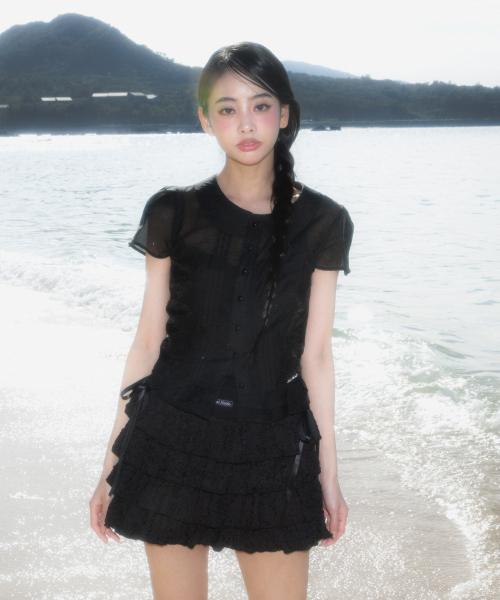 ROSEFRANTZ（ロゼフランツ）の「See-through Pleat Short Sleeved Blouse [Black]（シャツ/ブラウス・レディース・ブラック・SMALL/MEDIUM）」の7枚目の写真