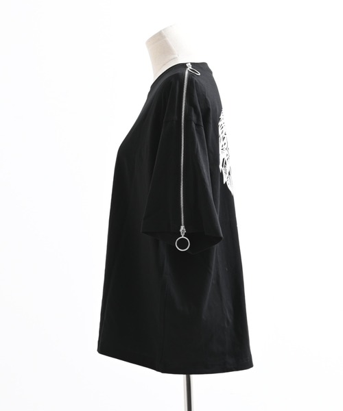 REFLEM(レフレム)の「『REFLEM/レフレム』ショルダーZIP箔プリントTシャツ(Tシャツ/カットソー・レディース・ブラック×パープル/ブラック×シルバー・FREE)」の16枚目の写真