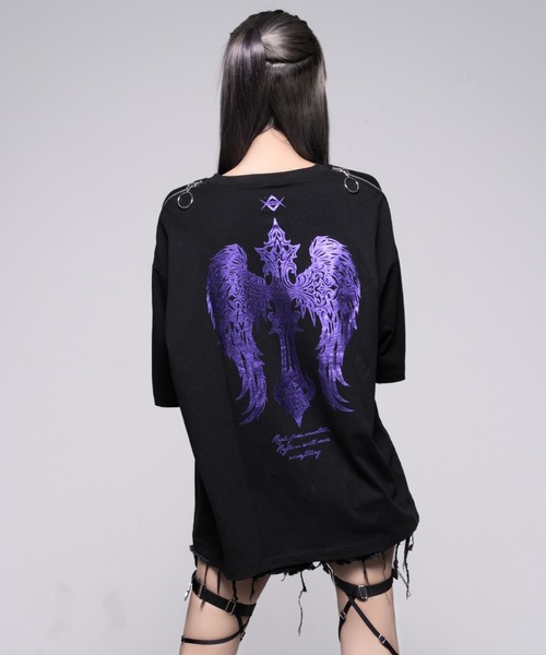 REFLEM(レフレム)の「『REFLEM/レフレム』ショルダーZIP箔プリントTシャツ(Tシャツ/カットソー・レディース・ブラック×パープル/ブラック×シルバー・FREE)」の13枚目の写真