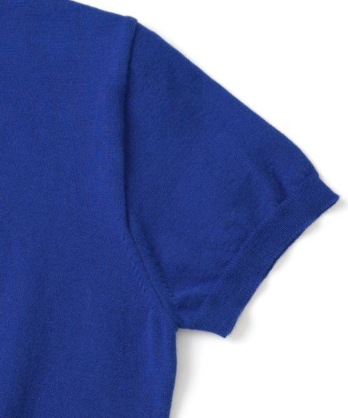 KNITTED(ニッティド)の「(W) ベーシックエッセンシャルウォッシャブルラウンド半袖ニット コバルトブルー(ニット/セーター・レディース・その他・FREE)」の4枚目の写真