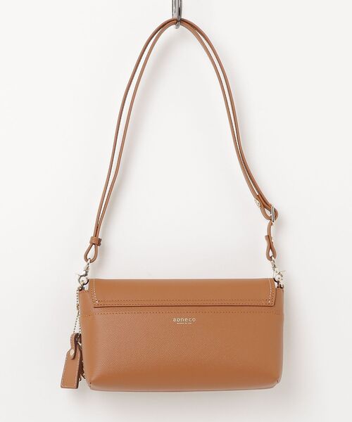 aoneco(アオネコ)の「aoneco luxe ポシェット(ショルダーバッグ・レディース・キャメル/グレー系その他/イエロー・FREE)」の4枚目の写真