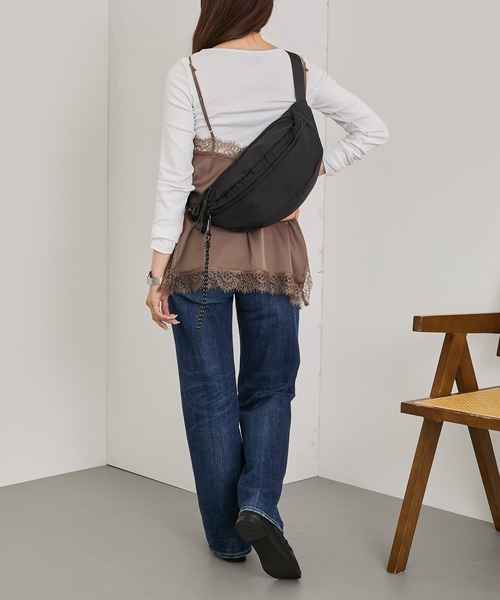 ALTROSE(アルトローズ)の「【ALT ROSE】ティムボディバッグ 250090(ボディバッグ/ウエストポーチ・レディース・カーキ/シルバー/グレー/ベージュ/ブラック・FREE)」の14枚目の写真
