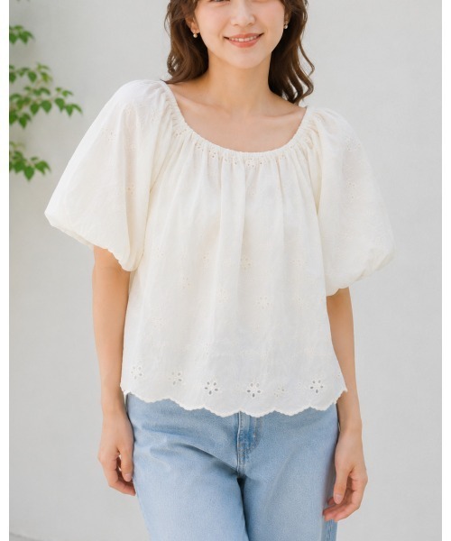 FAZVY(ファズビー)の「小花刺繍コットンブラウス(シャツ/ブラウス・レディース・ベージュ・M)」の7枚目の写真