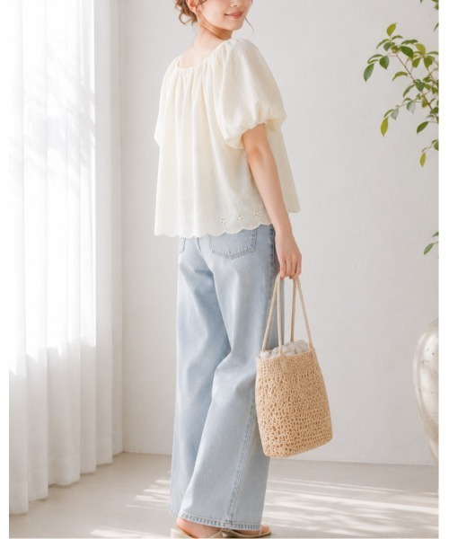 FAZVY(ファズビー)の「小花刺繍コットンブラウス(シャツ/ブラウス・レディース・ベージュ・M)」の13枚目の写真