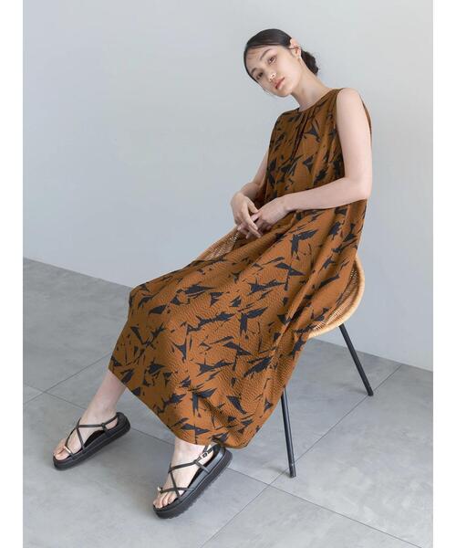 Te chichi（テチチ）の「コットンリップルアートプリントワンピース（ワンピース・レディース・ブラック/ブラウン・F）」の9枚目の写真