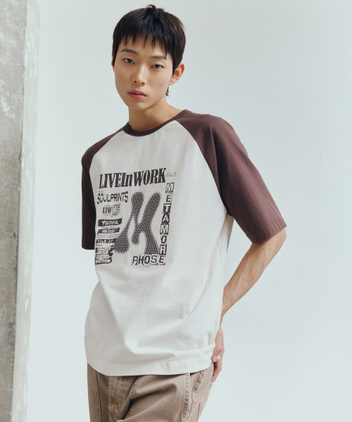 MINDBRIDGE（マインドブリッジ）の「[ON]グラフィックオーバーサイズラグラン半袖Tシャツ - 2カラー（Tシャツ/カットソー・メンズ・ブラウン/ダークグレー・100/110/95/105）」の9枚目の写真
