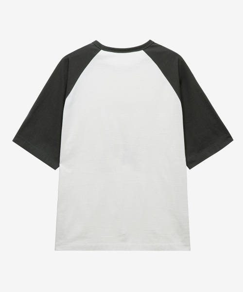 MINDBRIDGE（マインドブリッジ）の「[ON]グラフィックオーバーサイズラグラン半袖Tシャツ - 2カラー（Tシャツ/カットソー・メンズ・ブラウン/ダークグレー・100/110/95/105）」の7枚目の写真
