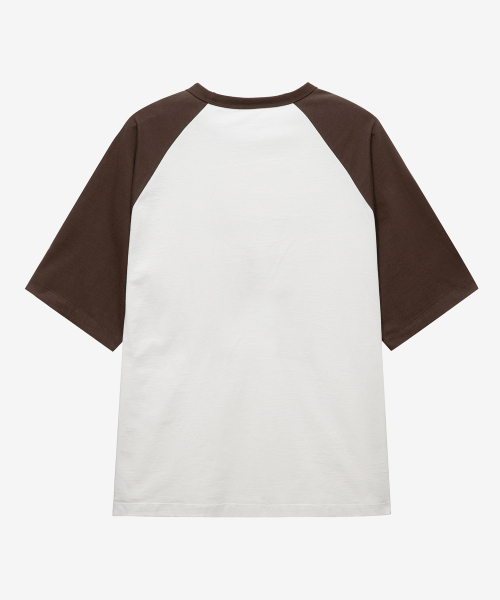 MINDBRIDGE（マインドブリッジ）の「[ON]グラフィックオーバーサイズラグラン半袖Tシャツ - 2カラー（Tシャツ/カットソー・メンズ・ブラウン/ダークグレー・100/110/95/105）」の5枚目の写真