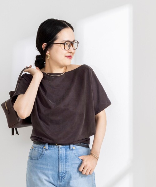 NOLLEY’S Sophi（ノーリーズソフィ）の「【BECシリーズ】ウォッシャブルキュプラサテンジャージードレーププルオーバー（Tシャツ/カットソー・レディース・ダークブラウン/ブラック・38）」の20枚目の写真