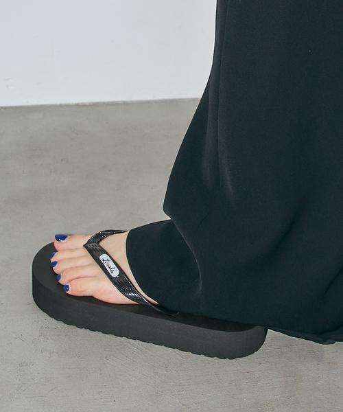Locals(ローカルズ)の「LOCALS / ローカルズW SOLE SANDAL(サンダル・レディース・ブラック・25cm/24cm/22.5cm)」の1枚目の写真