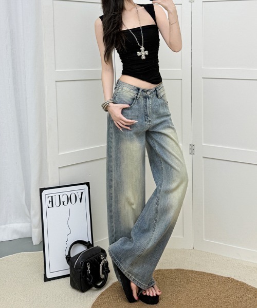 AMAJI(アマジ)の「3Dバナナデニムパンツ(デニムパンツ・レディース・ライトブルー・SMALL/MEDIUM/LARGE/X-LARGE)」の2枚目の写真