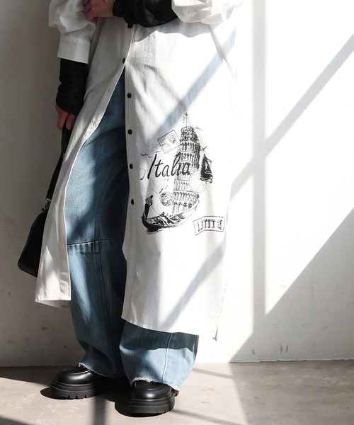 antiqua(アンティカ)の「サイドスリット シャツワンピース(シャツワンピース・レディース・ホワイト/ブラック・R/P)」の5枚目の写真